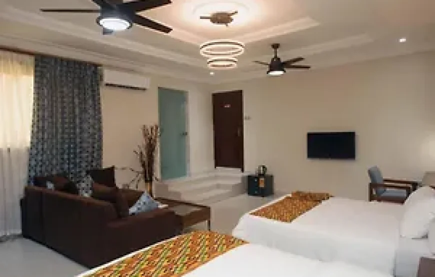 COCKTAIL AND DREAMS HOTEL