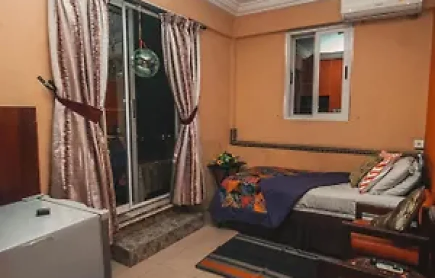 JESIWA B’S LITTLE PALACE