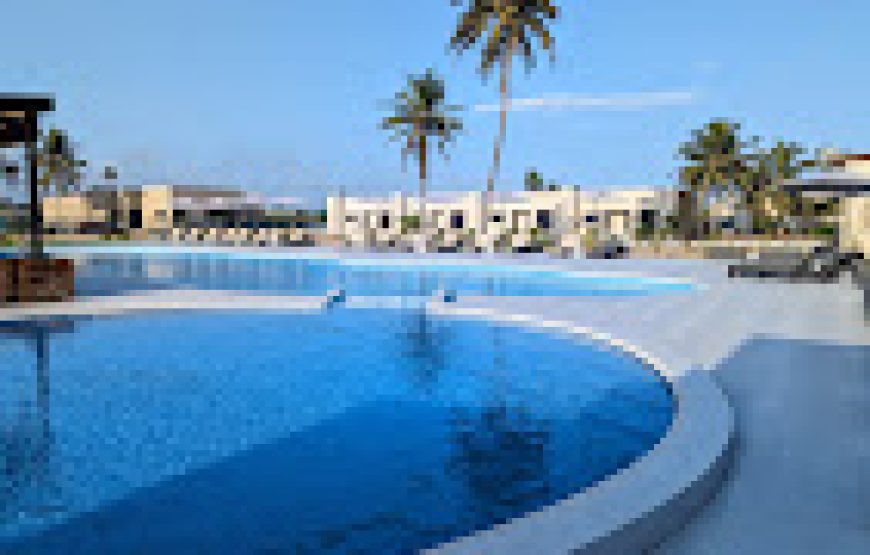 BREEZES BEACH RESORT