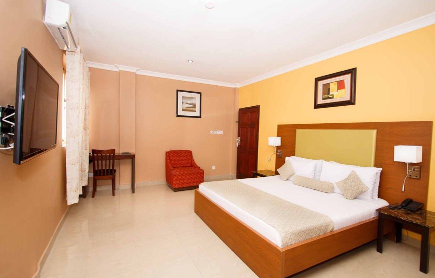 DELUXE DOUBLE ROOM