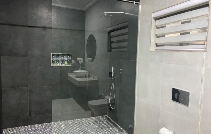 JUNIOR QUEEN SUITE WITH SEA VIEW
