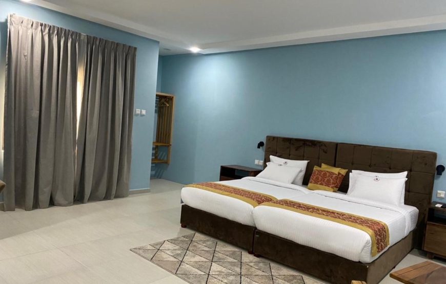SUPERIOR TWIN ROOM WITH POOL VIEW