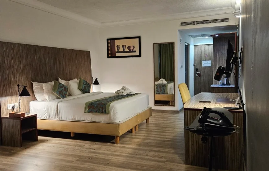 JUNIOR SUITE