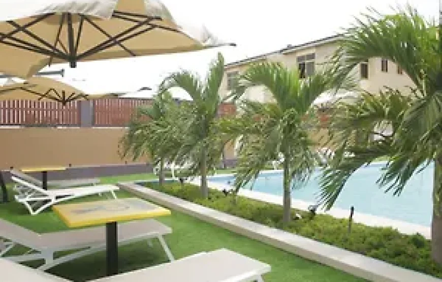 COCKTAIL AND DREAMS HOTEL