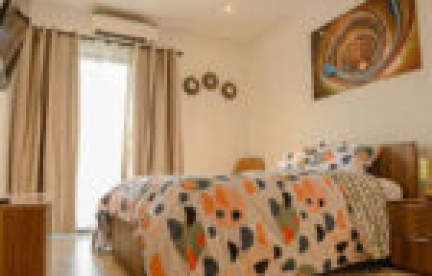 DELUXE DOUBLE ROOM – BAYS VILLA