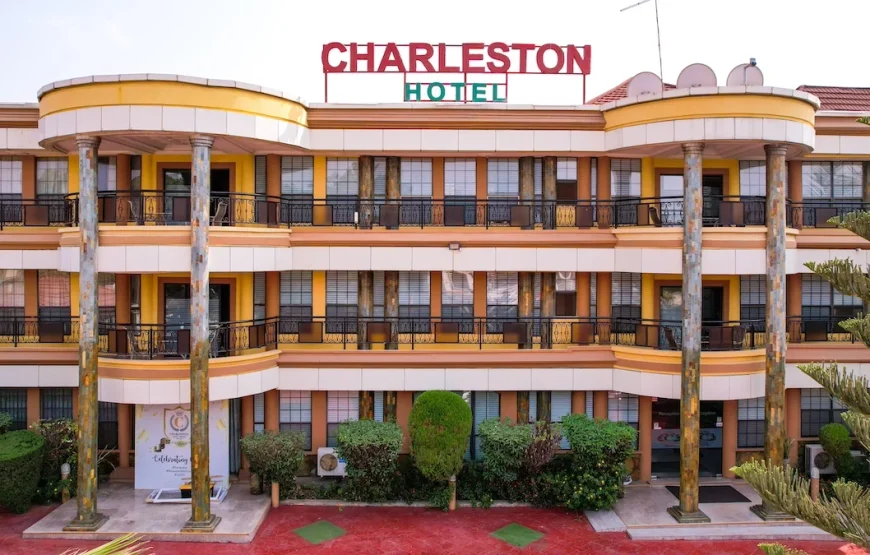 CHARLESTON HOTEL