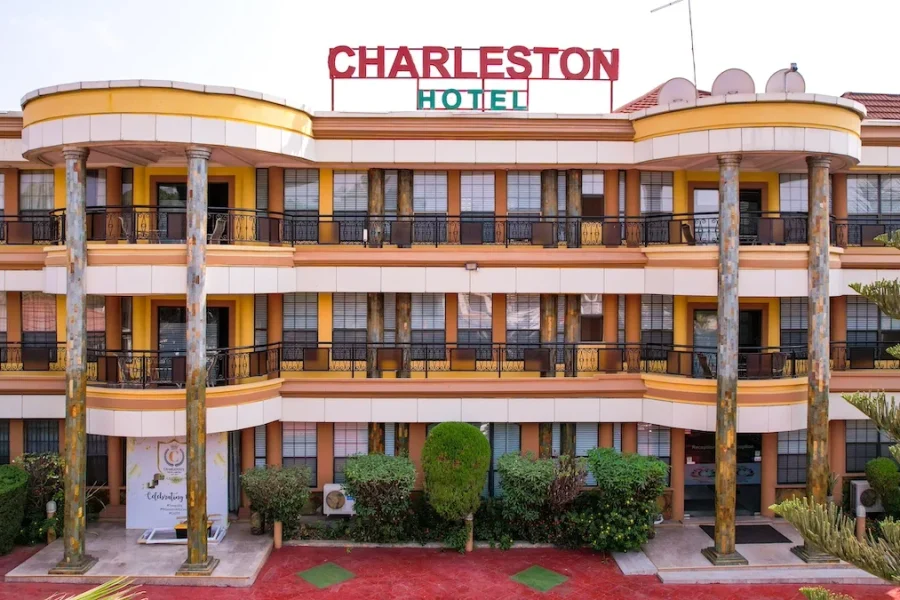 CHARLESTON HOTEL