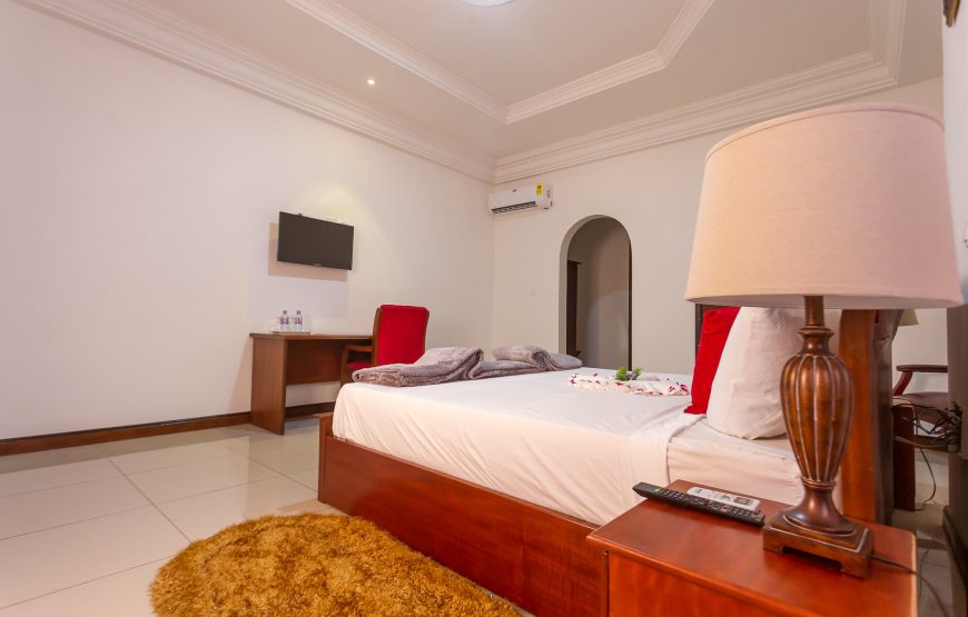 ROYAL ELMOUNT HOTEL