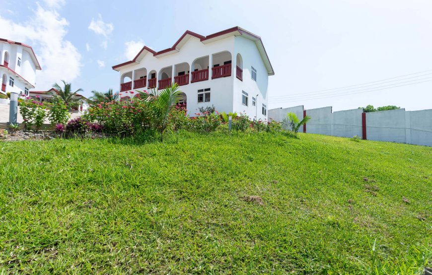 ROYAL ELMOUNT HOTEL