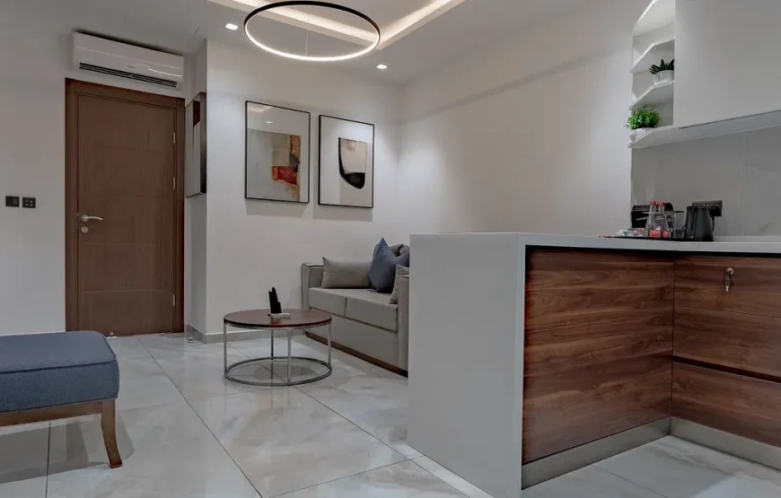 JUNIOR SUITE