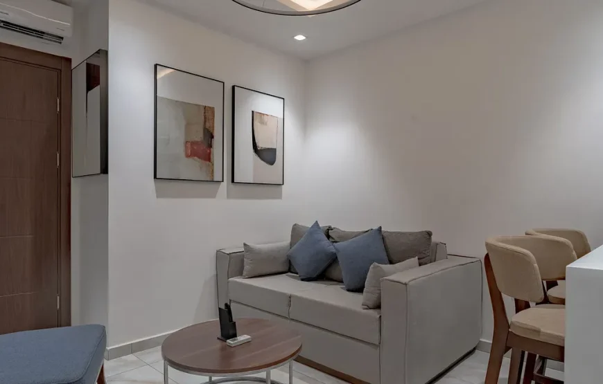 JUNIOR SUITE