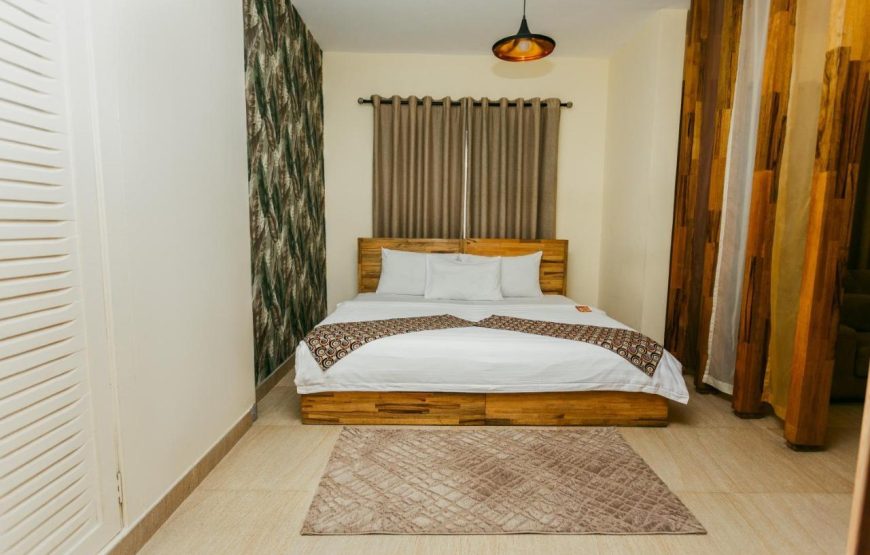 ROOTS HOTEL APARTMENT