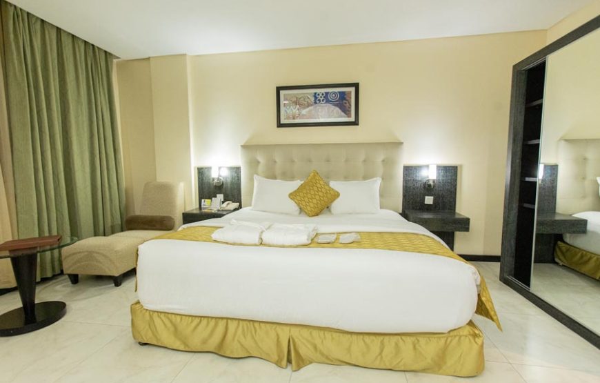 PREMIER ROOM