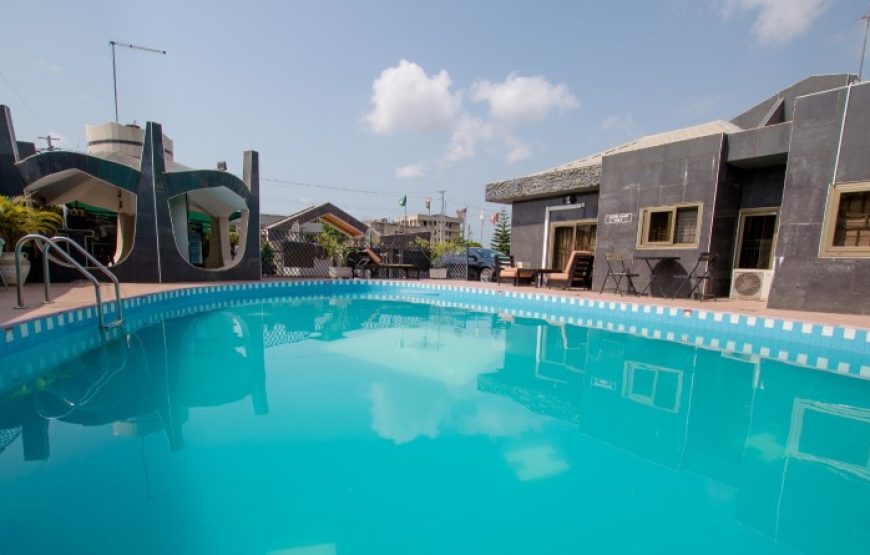 EASTGATE HOTEL