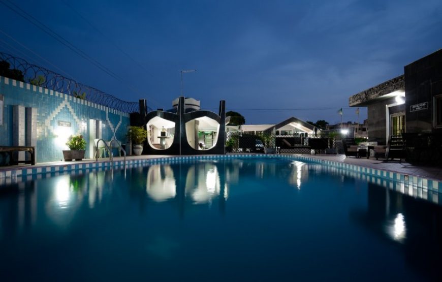 EASTGATE HOTEL