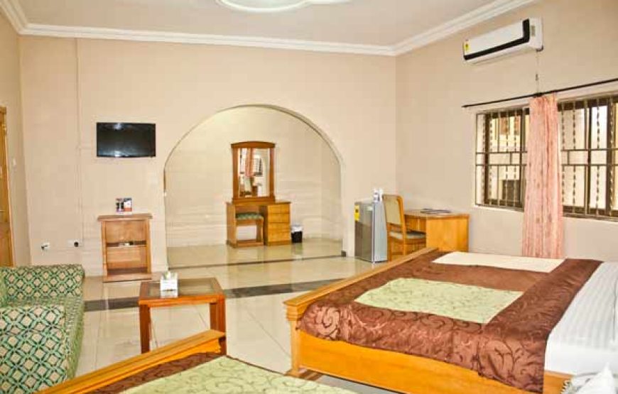 EASTOMENT HOTEL