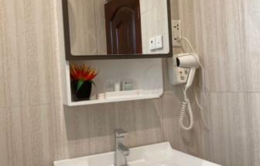 DELUXE ROOM(2 GUEST)