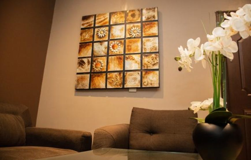 EXECUTIVE ROOMS