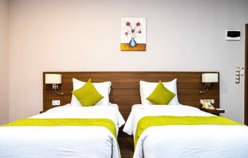 TWIN DOUBLE ROOM