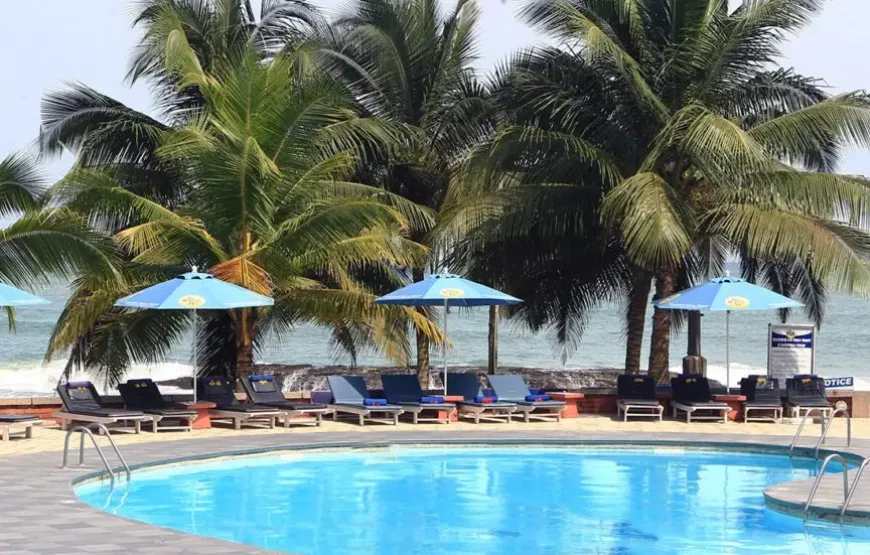 COCONUT GROVE REGENCY HOTEL