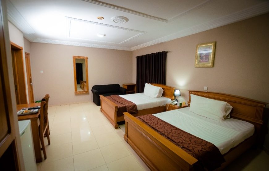 EXECUTIVE TWIN-BEDROOM