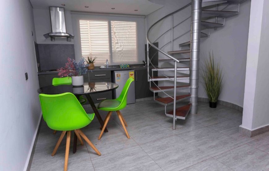 DUPLEX
