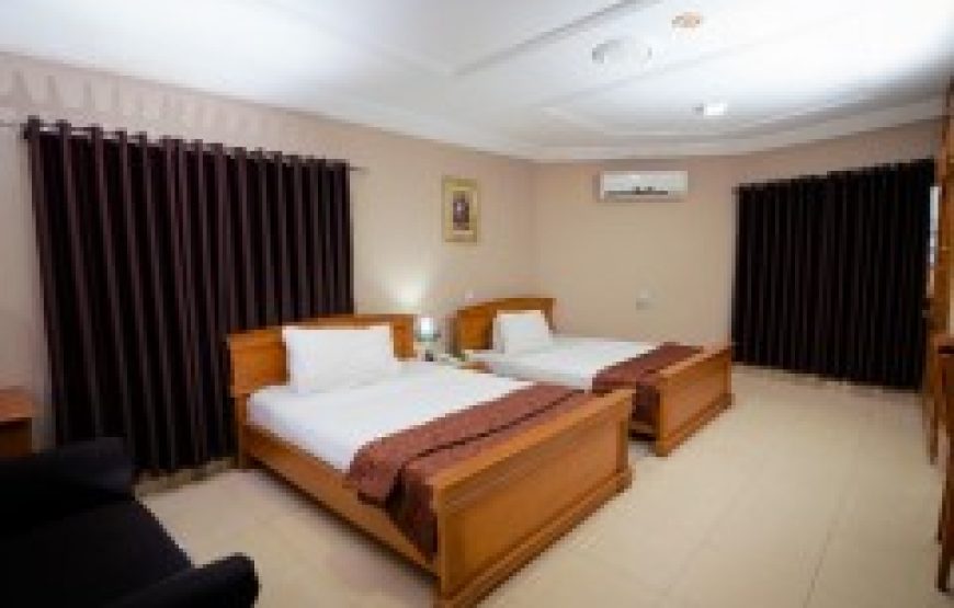 EASTGATE HOTEL