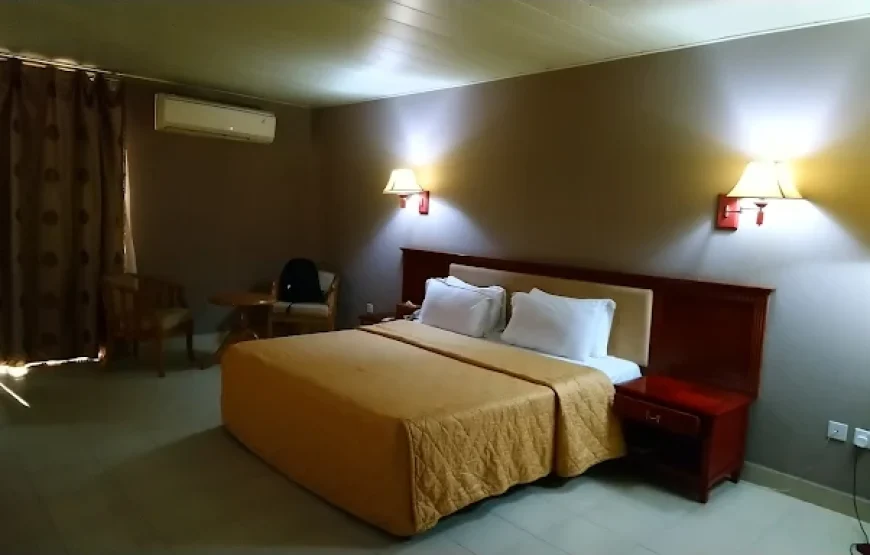 THE SUITE
