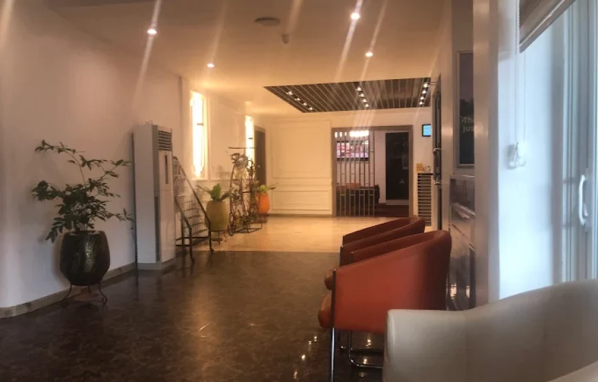 AIRPORT VIEW HOTEL