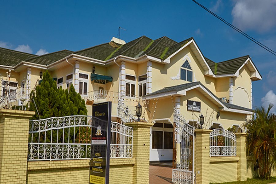 KINGSBRIDGE ROYALE HOTEL