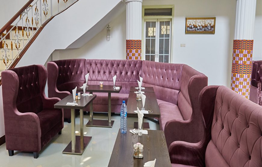 KINGSBRIDGE ROYALE HOTEL