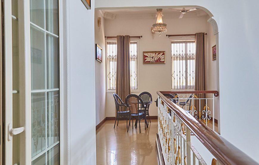 KINGSBRIDGE ROYALE HOTEL