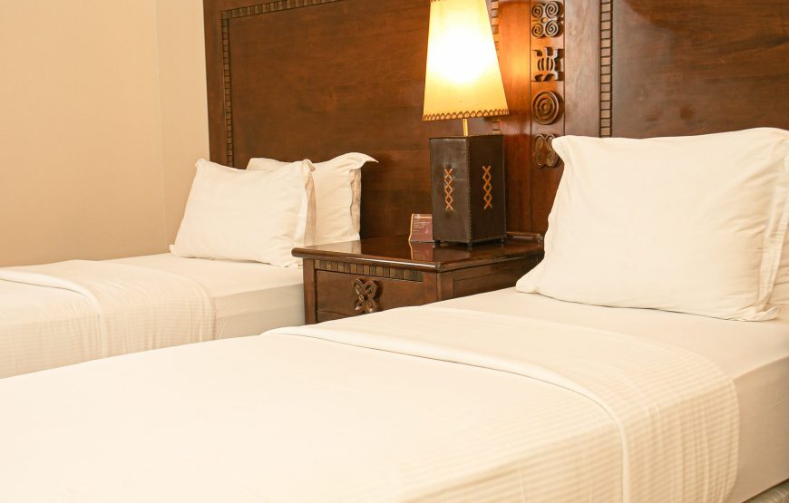 CLUB TWIN ROOM