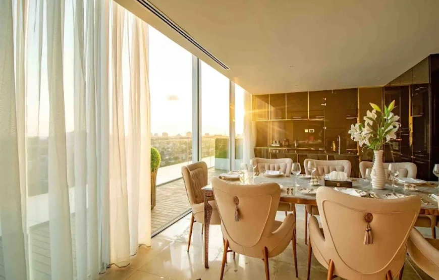 NO 1 OXFORD STREET HOTEL & SUITES