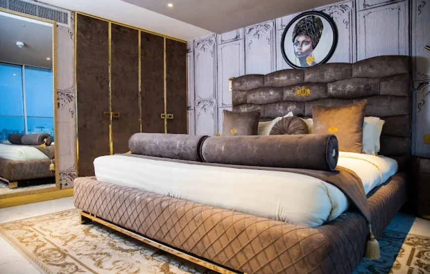 NO 1 OXFORD STREET HOTEL & SUITES