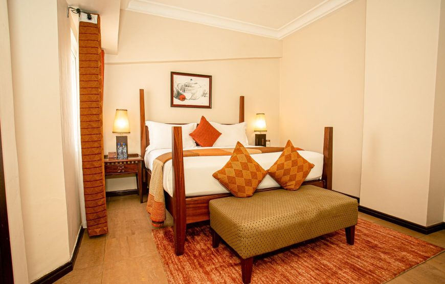 EXECUTIVE SUITE