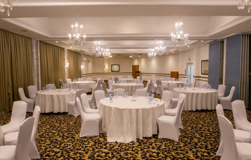 LA PALM ROYAL BEACH HOTEL