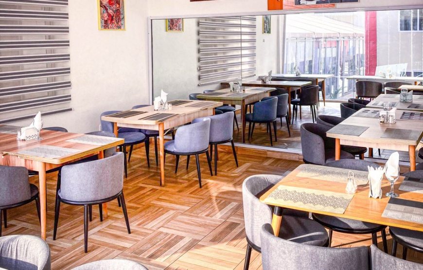 KINGS VILLAGIO HOTEL