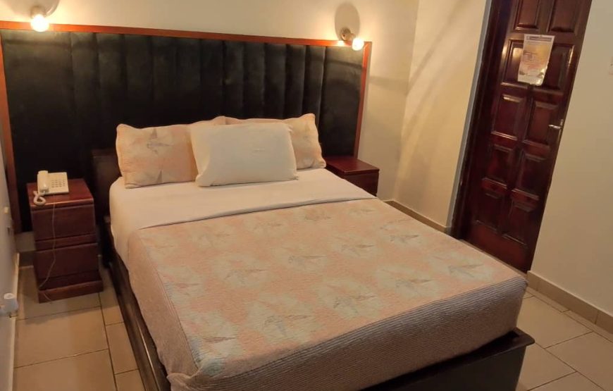SIGNATURE ROOM