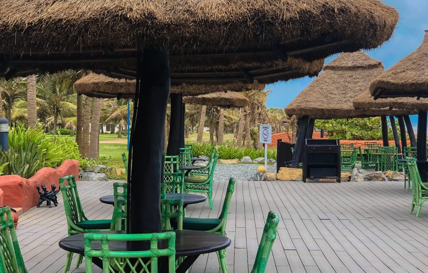 LA PALM ROYAL BEACH HOTEL