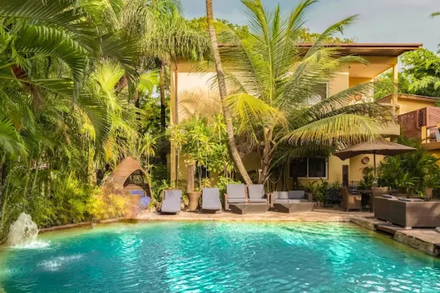 LA VILLA BOUTIQUE HOTEL