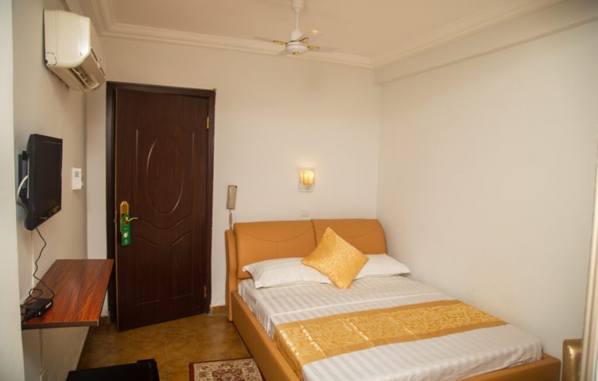 STANDARD SINGLE ROOM
