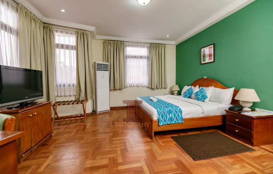 EXECUTIVE ROOMS