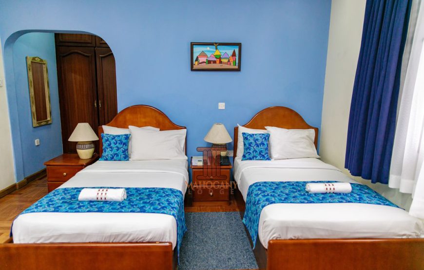 EXECUTIVE ROOMS