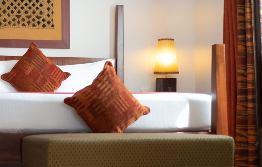 EXECUTIVE ROOMS