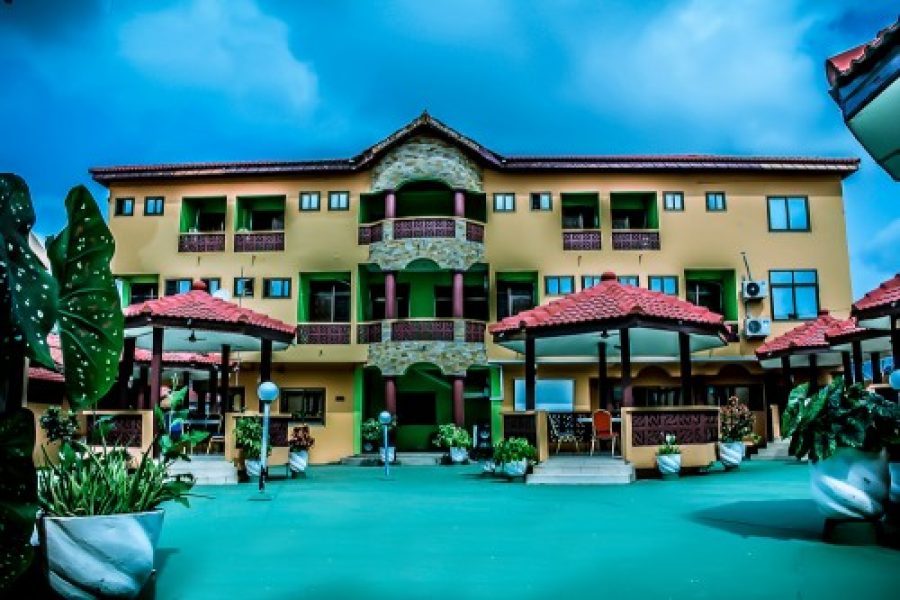 VIS-A-VIS HOTEL