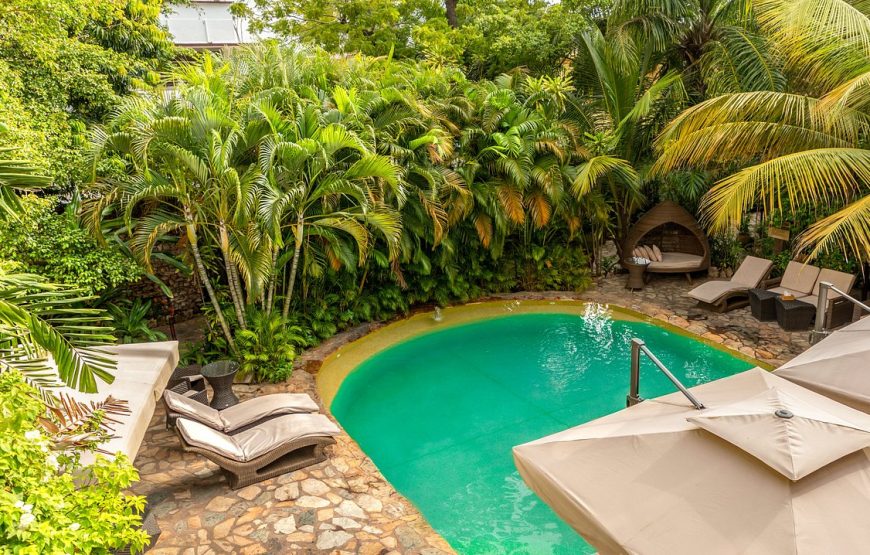 LA VILLA BOUTIQUE HOTEL