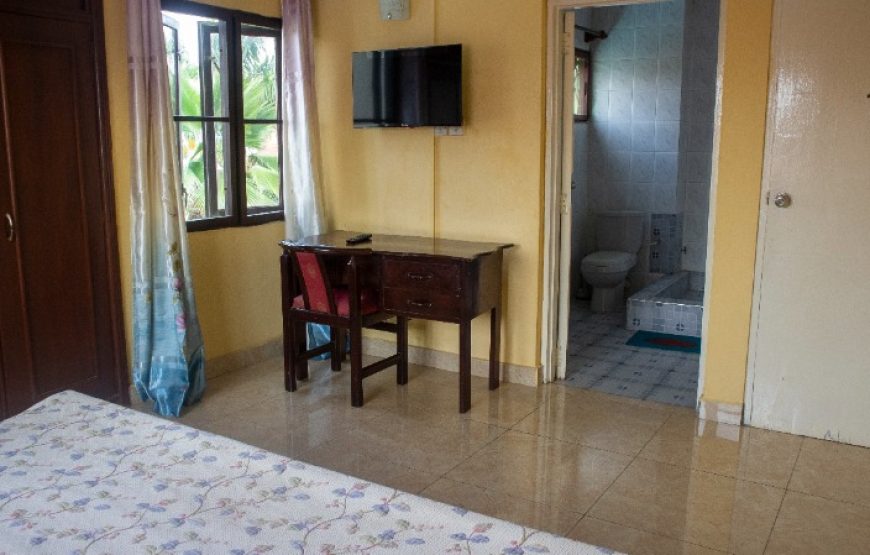 EN-SUITE ROOM