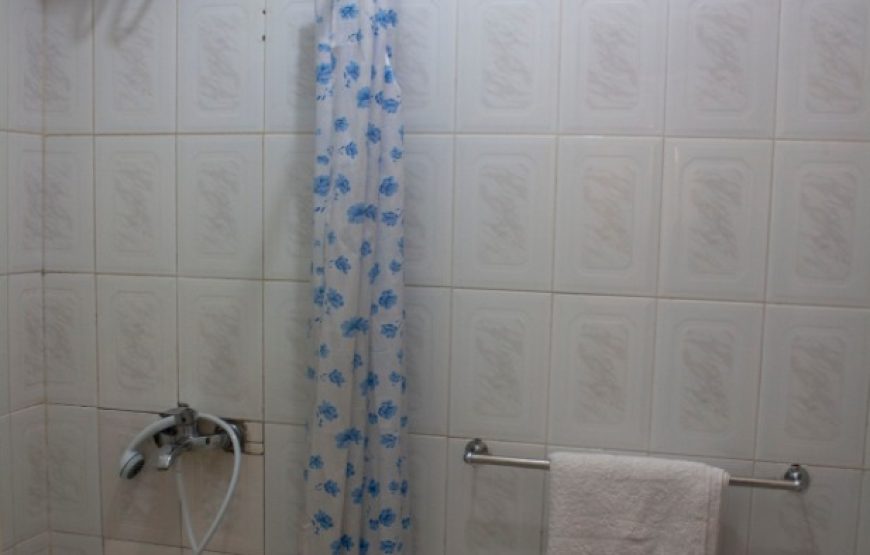 EN-SUITE ROOM