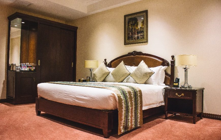 PRESIDENTIAL SUITE